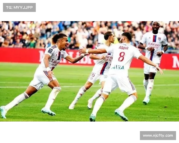 法甲赛场远射惊艳时刻盘点 激战背后的精准与力量